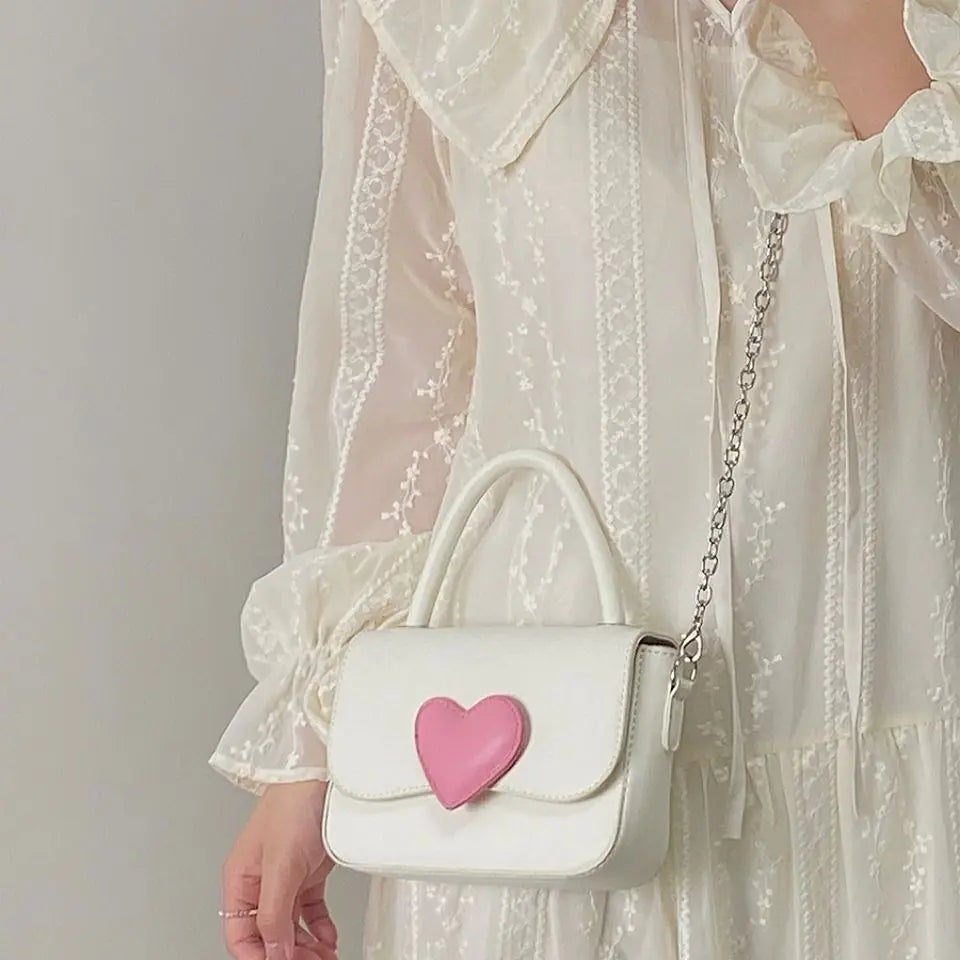 Elegant Handbag With Chain