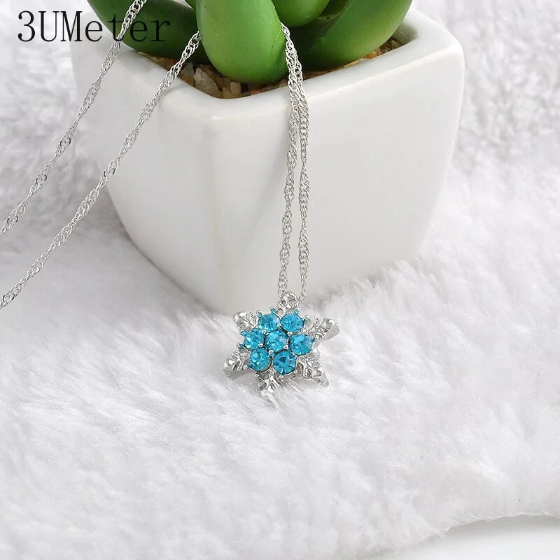 Snowflake Charm Necklace Set